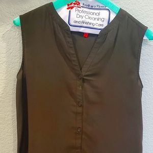 Sleeveless olive blouse